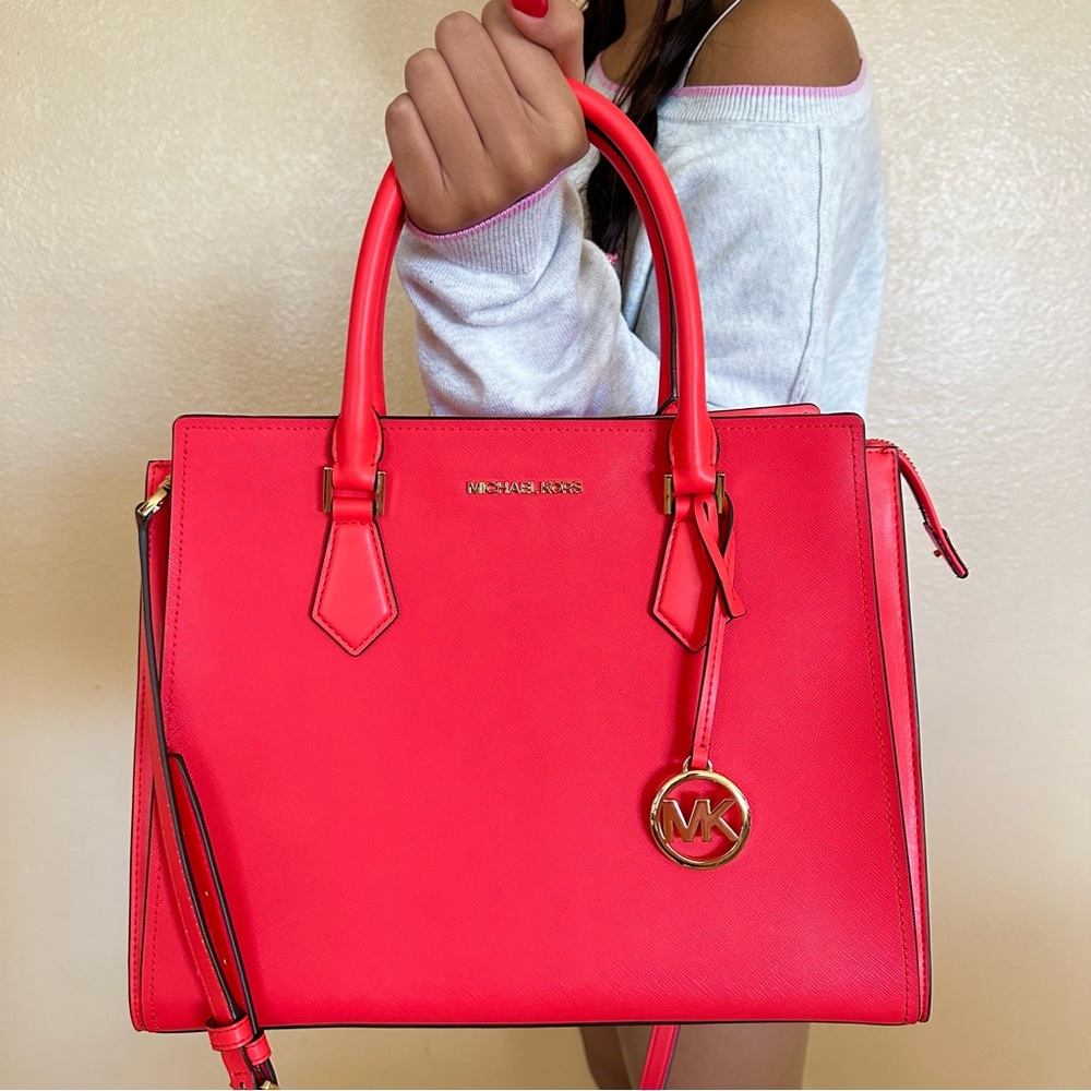 Authentic Michael Kors Leather Bag